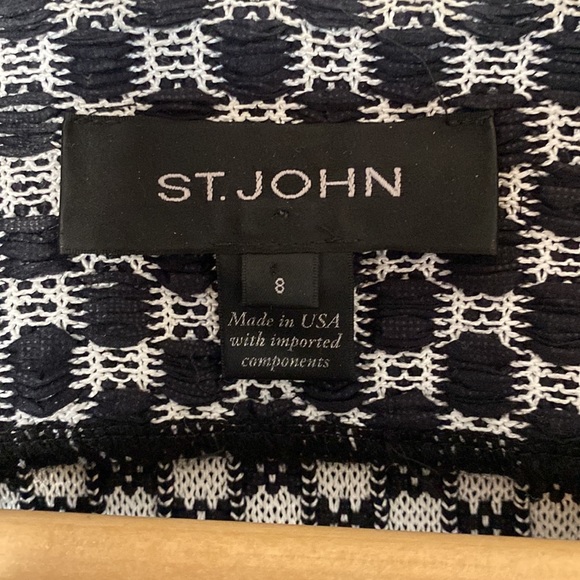 ST. JOHN Blazer - Picture 3 of 5